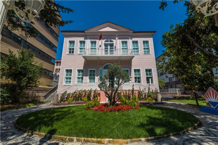 Bahçeşehir Koleji Bakırköy